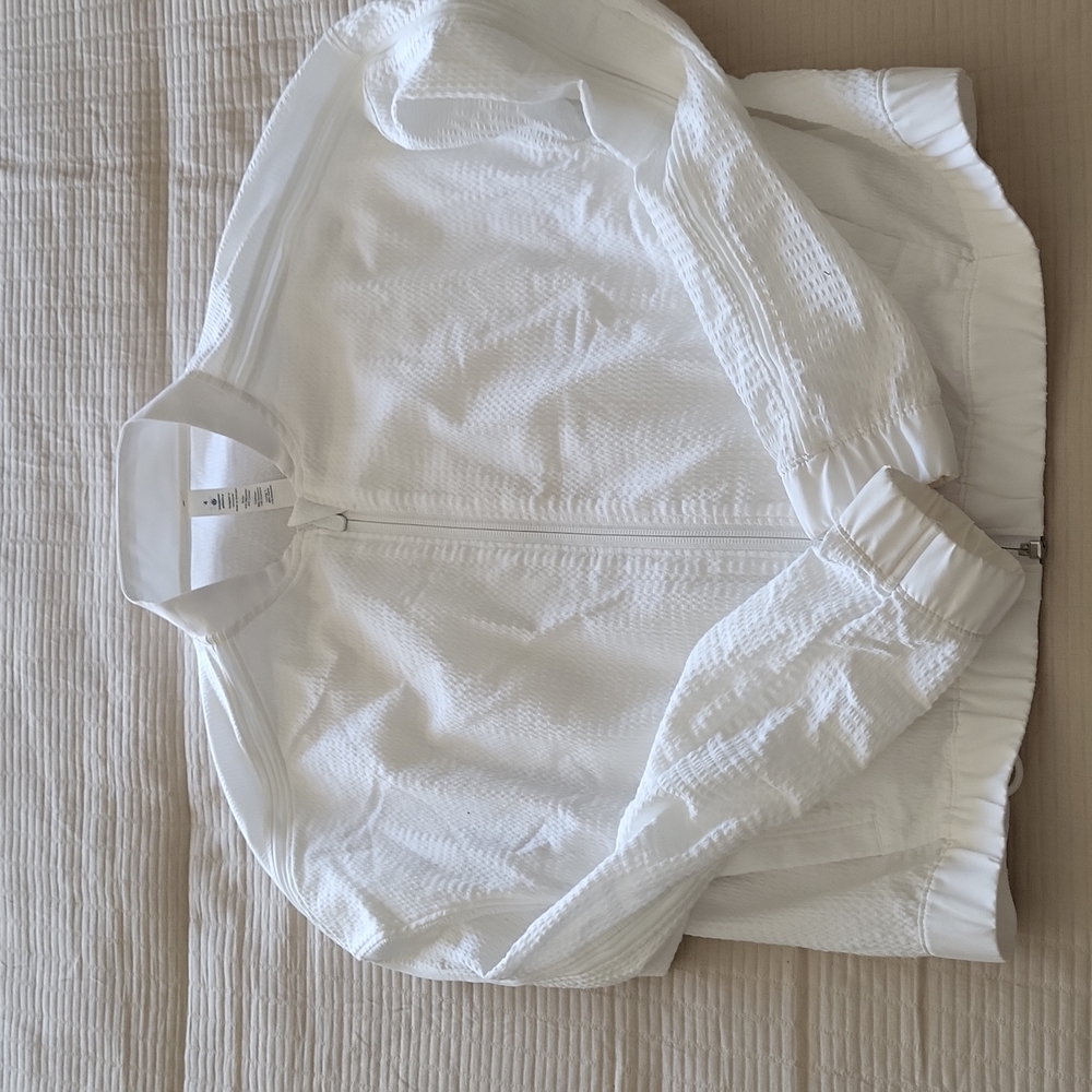 Lululemon Pack Light bomber jacket size 4